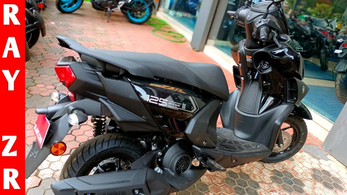 Yamaha RayZR 125 Fi Hybrid